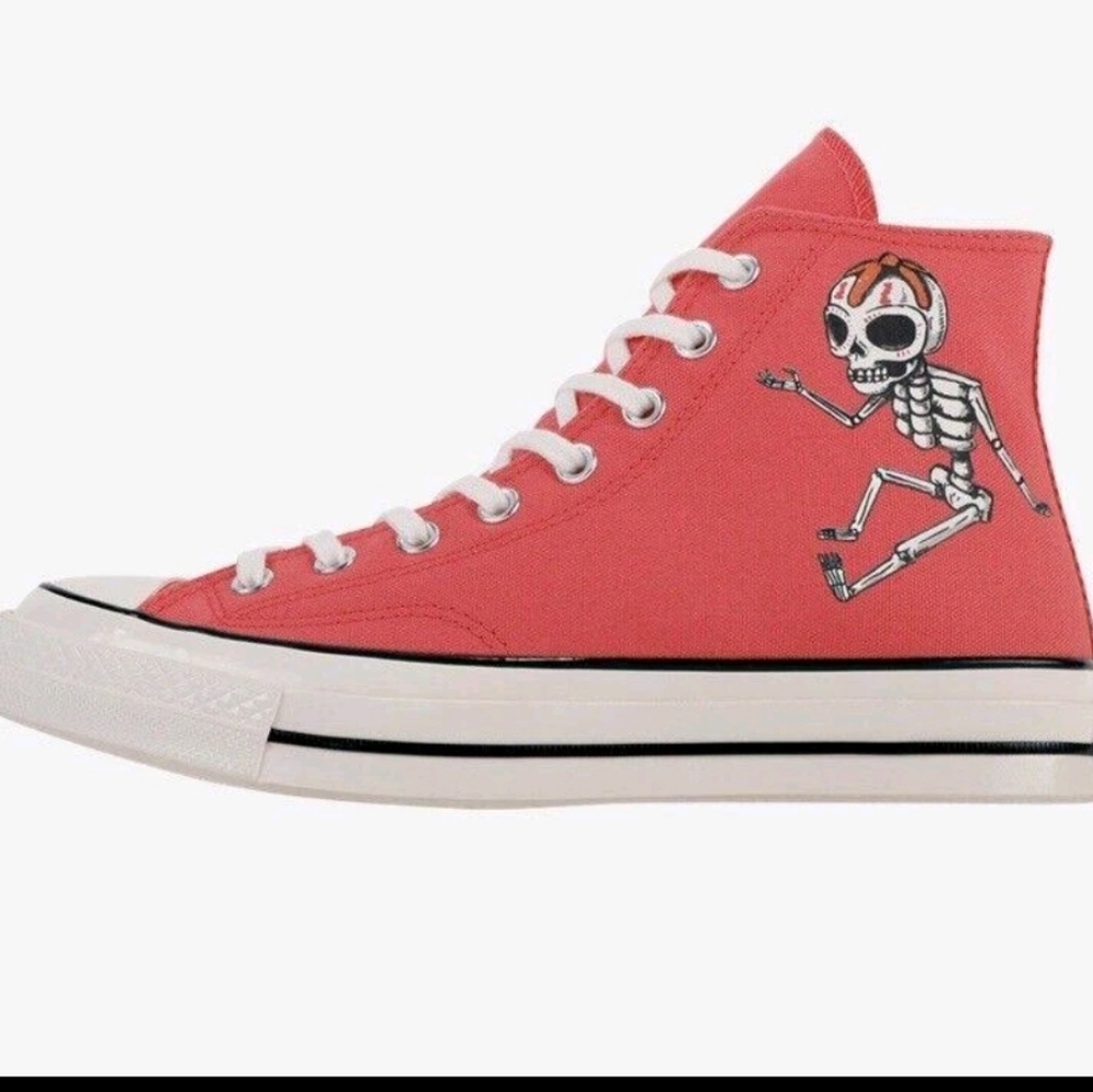 Converse Dia de Los Muertos Day of the Dead Skeleton Lined Coral-Pink Hightops.